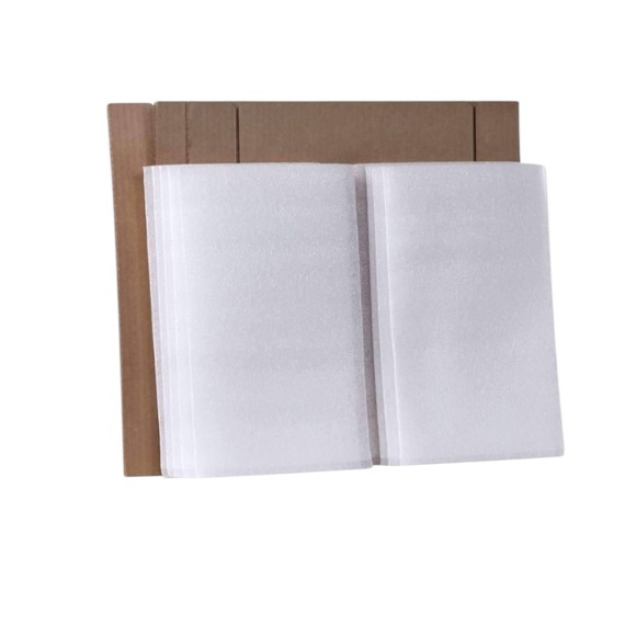 2 Duck Glass Kit, 4 Corrugate Dividers & 9 Foam Pouches (14 x 14\x 14) $25 - Picture 4 of 4